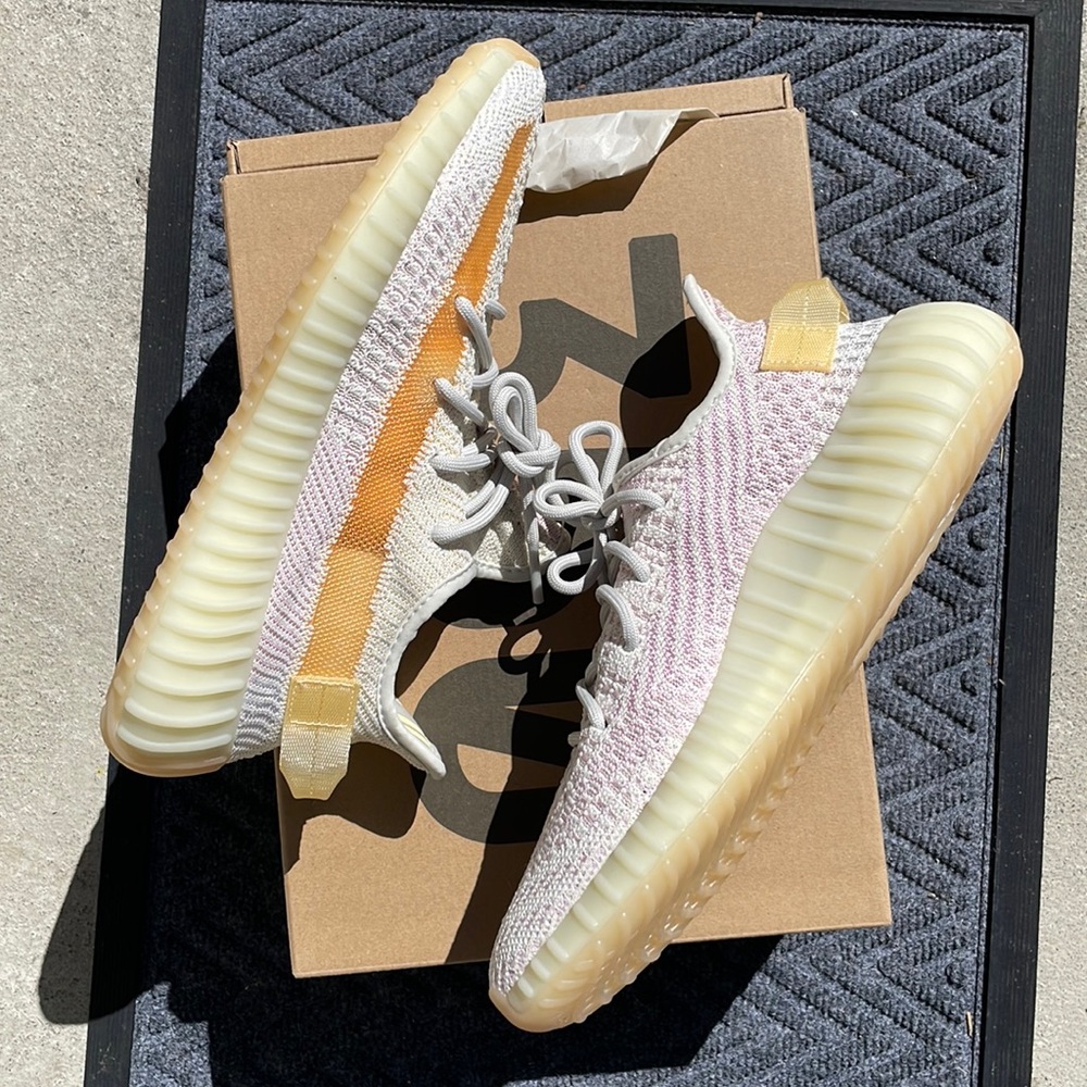 Authentic Yeezy 350 v2 UV color change light up - Picture 10 of 14